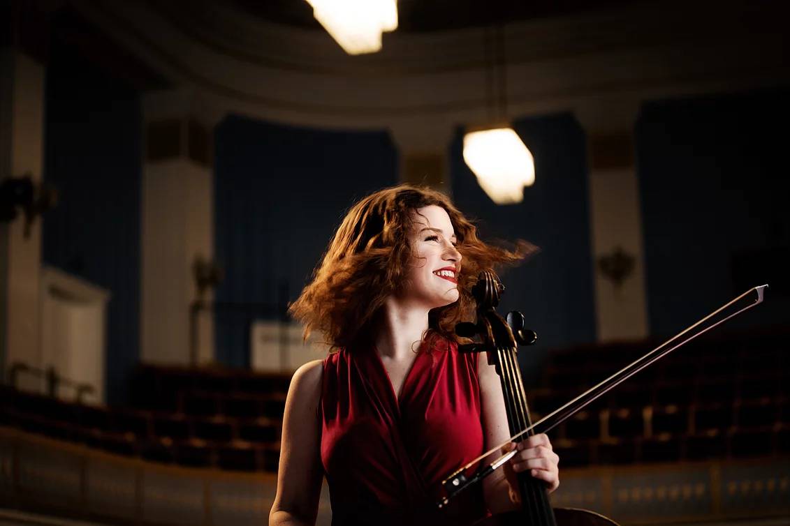 Julia Haagen - Cello